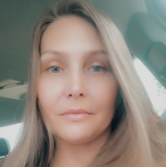 🌟Meet The Posher!🌟 - Picture 2 of 5